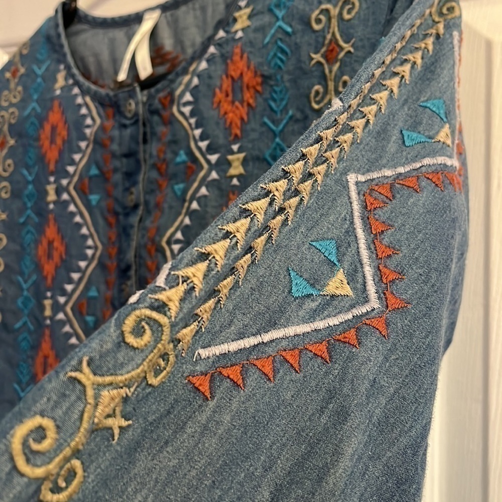 Roper Chambray Top Embroidered LS Tunic Western Small - Picture 4 of 6